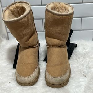 Ugg Ultimate Short Leather Shearling Boots Women’s Sz 8 US # 5275 Natural Tan